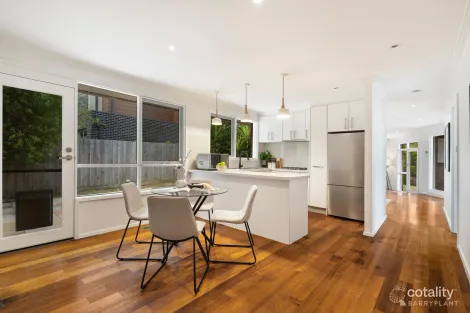 Property photo of 2 Riviera Avenue Doncaster VIC 3108