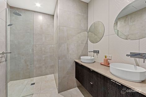 Property photo of 67/30 Careel Close Helensvale QLD 4212