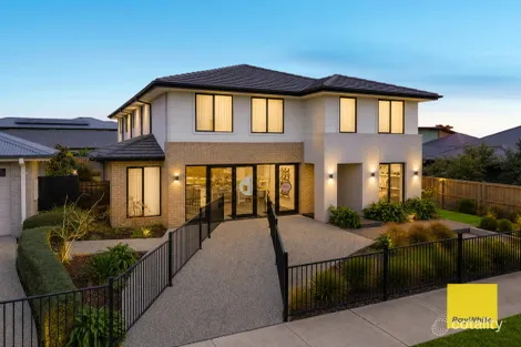 7 Broome St, Donnybrook, VIC 3064