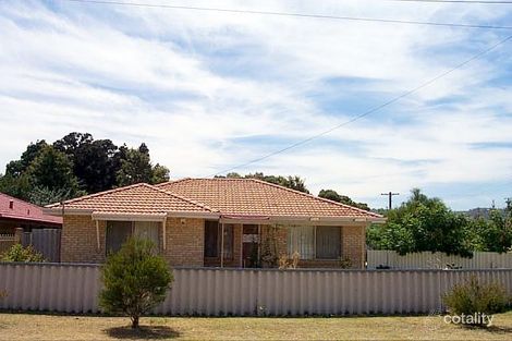 Property photo of 1 Emerald Court Maida Vale WA 6057