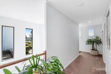 Property photo of 111/8 Spinnaker Drive Sandstone Point QLD 4511