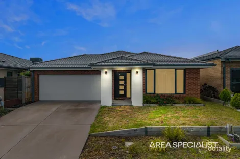 9 Seahawk Cres, Clyde North, VIC 3978