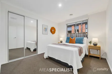 Property photo of 23 Braestar Street Cranbourne VIC 3977