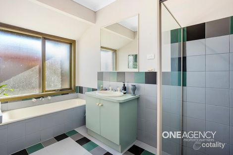 Property photo of 33 Seabrook Boulevard Seabrook VIC 3028