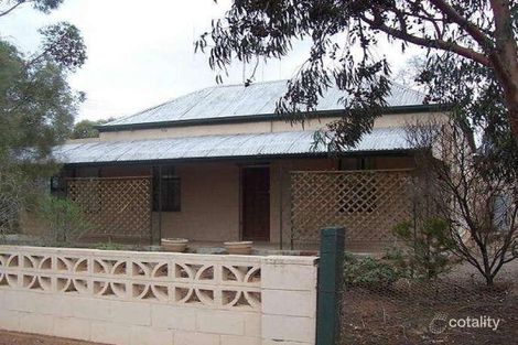 63 Park Tce, Quorn, SA 5433