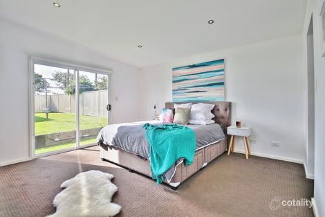 Property photo of 35 Second Avenue Erowal Bay NSW 2540