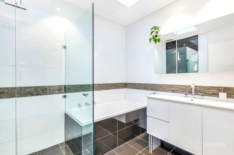 Property photo of 50/213-221 Bridge Road Glebe NSW 2037