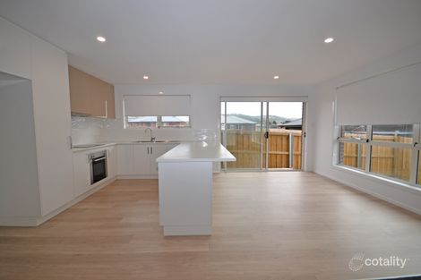 Property photo of 2/23 Emerald Drive Rokeby TAS 7019