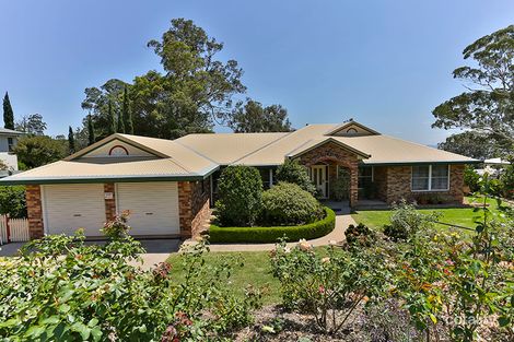 13 Windemere Tce, Mount Lofty, QLD 4350