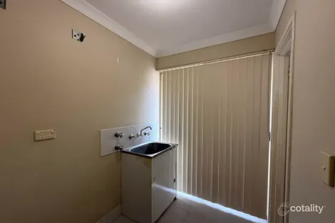 Property photo of 26 Helby Close Merriwa WA 6030