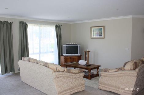 Property photo of 7 Redenbach Court Swan Reach VIC 3903