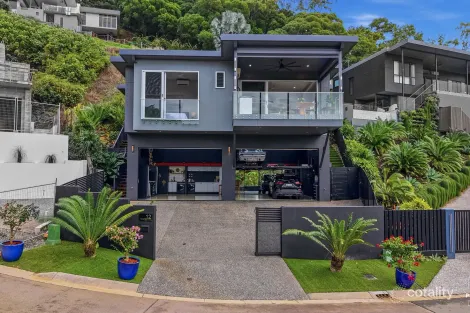 Property photo of 12 Seascape Close Palm Cove QLD 4879