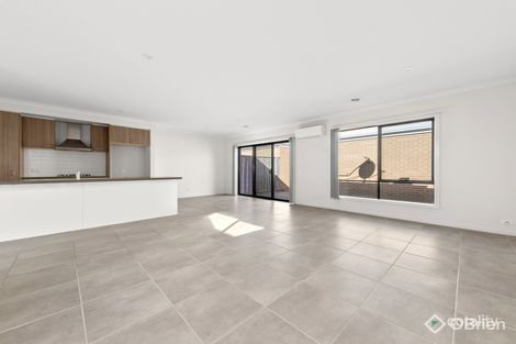 Property photo of 3 Trendale Lane Clyde VIC 3978