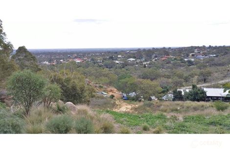 8 Grevillea Cres, Swan View, WA 6056