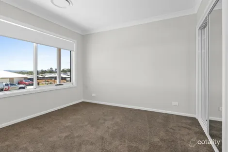 Property photo of 19 Saxonvale Grove Cessnock NSW 2325