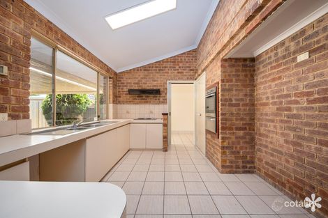 32 San Miguel Dr, Leeming, WA 6149