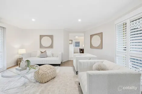 Property photo of 21 Eisenhower Street Stretton QLD 4116