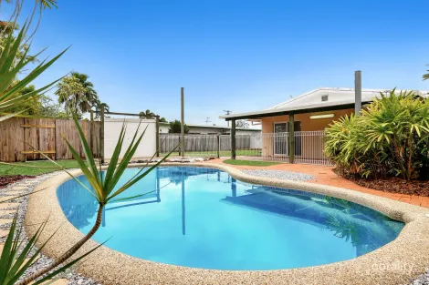 10 Parkway St, Trinity Park, QLD 4879