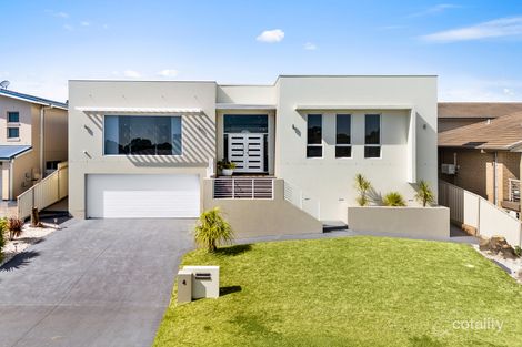 Property photo of 4 Stradbroke Avenue Shell Cove NSW 2529