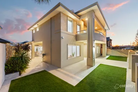 Property photo of 35 Mustique Crescent Hillarys WA 6025