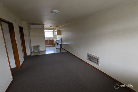 2/42 Barton St, Reservoir, VIC 3073