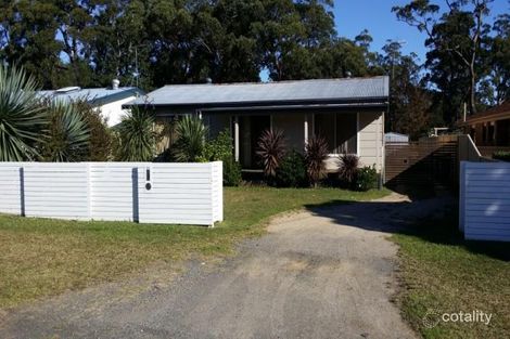 Property photo of 25 John Street Basin View NSW 2540