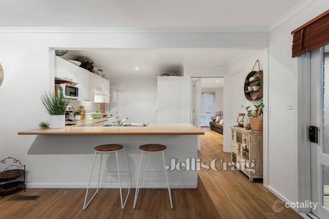 Property photo of 25 Wandana Crescent Mooroolbark VIC 3138