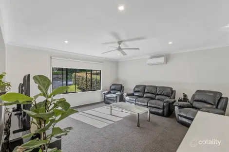 Property photo of 6 Macgregor Street Wyoming NSW 2250