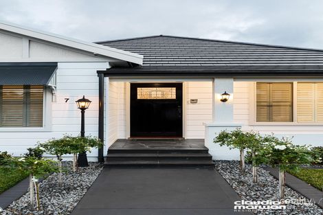 Property photo of 7 Wheatsheaf Road Glenroy VIC 3046