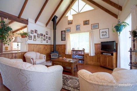 Property photo of 1932 Mount Macedon Road Woodend VIC 3442