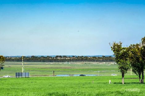 Property photo of 14 Greystones Drive Chisholm NSW 2322