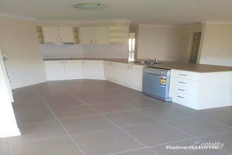 Property photo of 13 Hine Court Redbank Plains QLD 4301