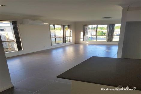 Property photo of 13 Hine Court Redbank Plains QLD 4301