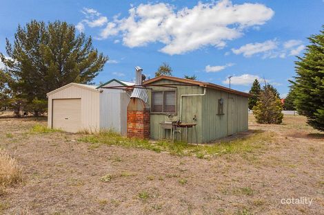 Property photo of 35 Turnstyle Court Lara VIC 3212