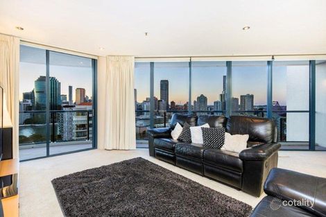Property photo of 18/2 Goodwin Street Kangaroo Point QLD 4169