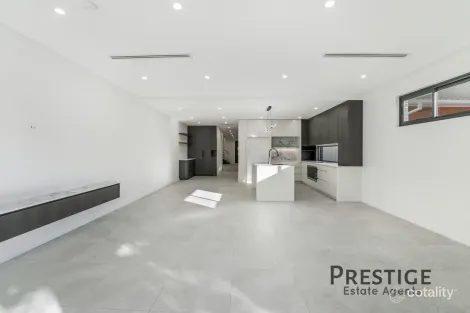 Property photo of 42 Throsby Street Fairfield Heights NSW 2165