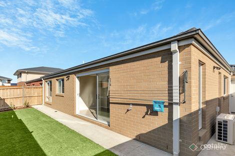 Property photo of 32 Sedge Street Mambourin VIC 3024