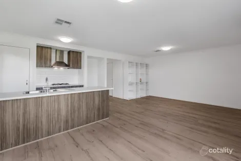 Property photo of 48 West Parkway Andrews Farm SA 5114