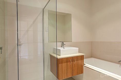 Property photo of 2/20 Garnet Street Essendon West VIC 3040