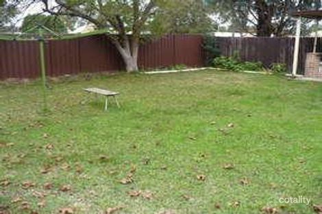 Property photo of 33 Wattle Avenue Macquarie Fields NSW 2564