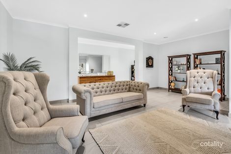 Property photo of 4 Marchmont Rise Craigieburn VIC 3064