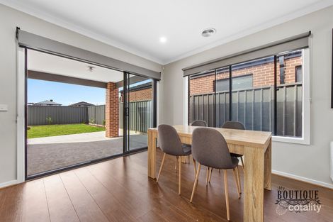 Property photo of 7 Fairholme Crescent Strathtulloh VIC 3338