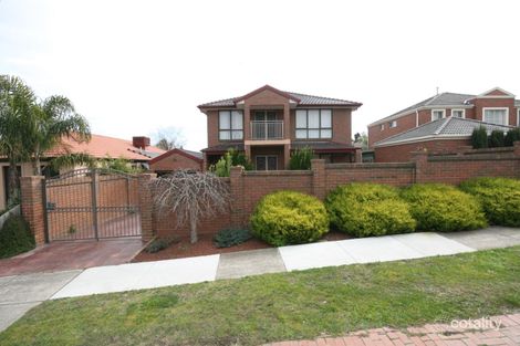 6 Lakewood Dr, Knoxfield, VIC 3180