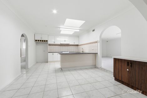 Property photo of 12 Diamond Avenue Albanvale VIC 3021