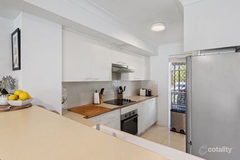 Property photo of 3/215 Cottesloe Drive Mermaid Waters QLD 4218