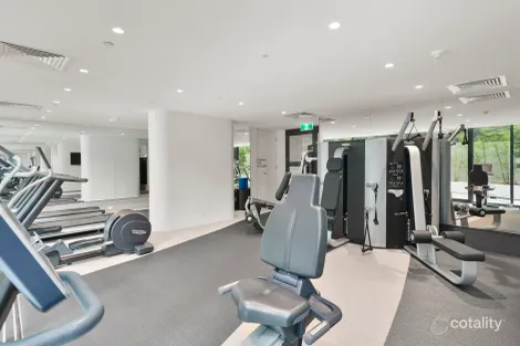 Property photo of 108/12 Queens Road Melbourne VIC 3004