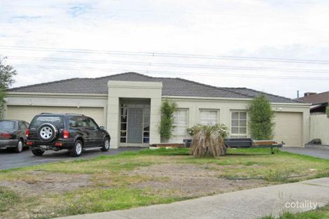 Property photo of 1 Linden Court Taylors Lakes VIC 3038