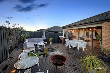 Property photo of 21 Bradman Drive Cranbourne West VIC 3977