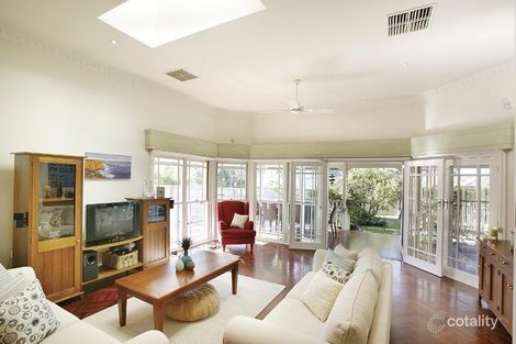 Property photo of 89 Middlesex Road Surrey Hills VIC 3127