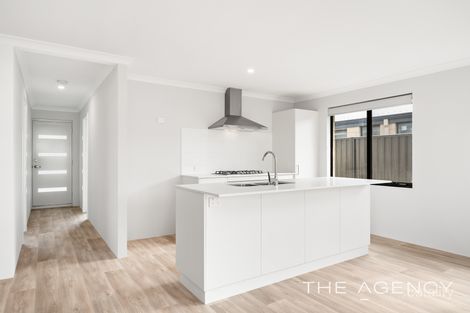 Property photo of 26 Lillypilly Crescent Treeby WA 6164